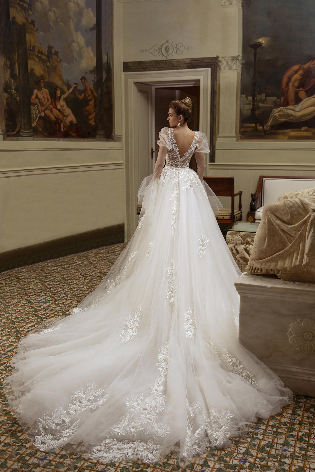 Classic Wedding Gowns for True Ladies