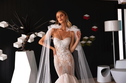 Wedding dresses for hourglass figure
