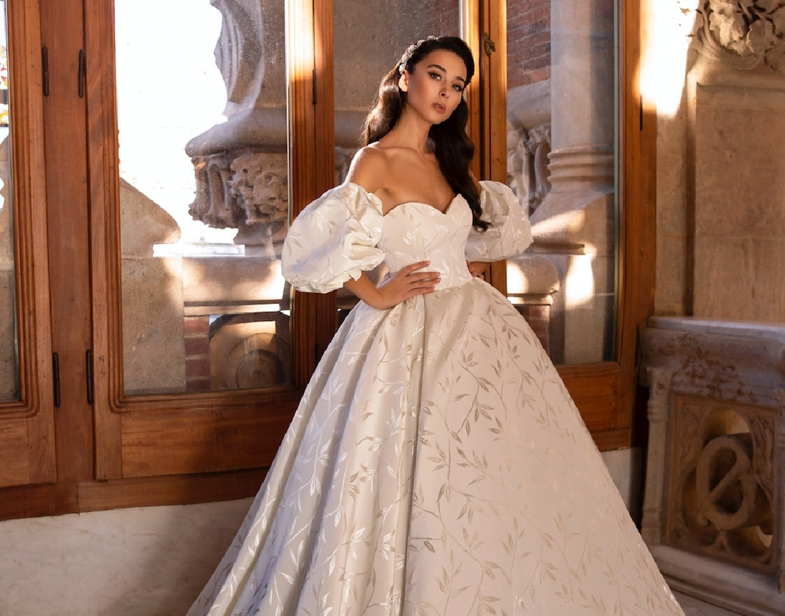 Champagne Wedding Dress — a Combination of Elegance and Nature in One Shade